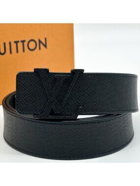Louis Vuitton Ceinture LV Initial Taiga Black Belt